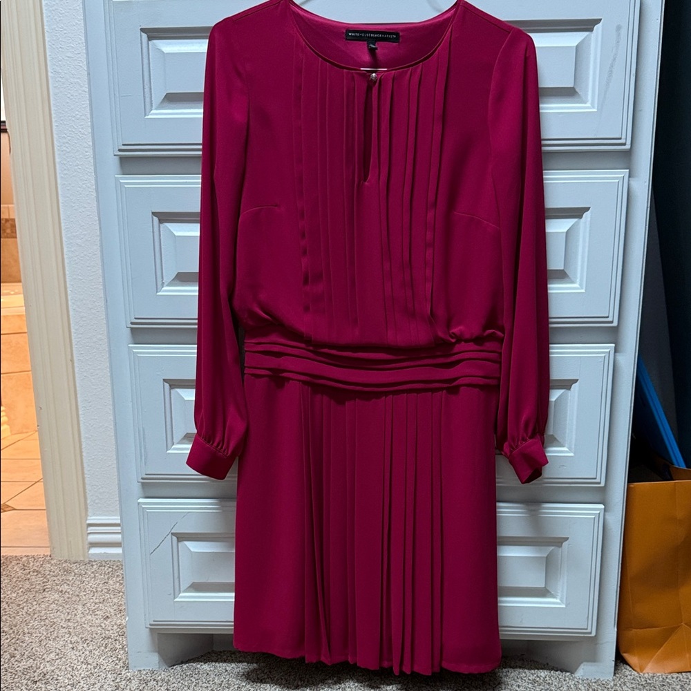 White House Black Market Fuchsia Long Sleeve Dress
